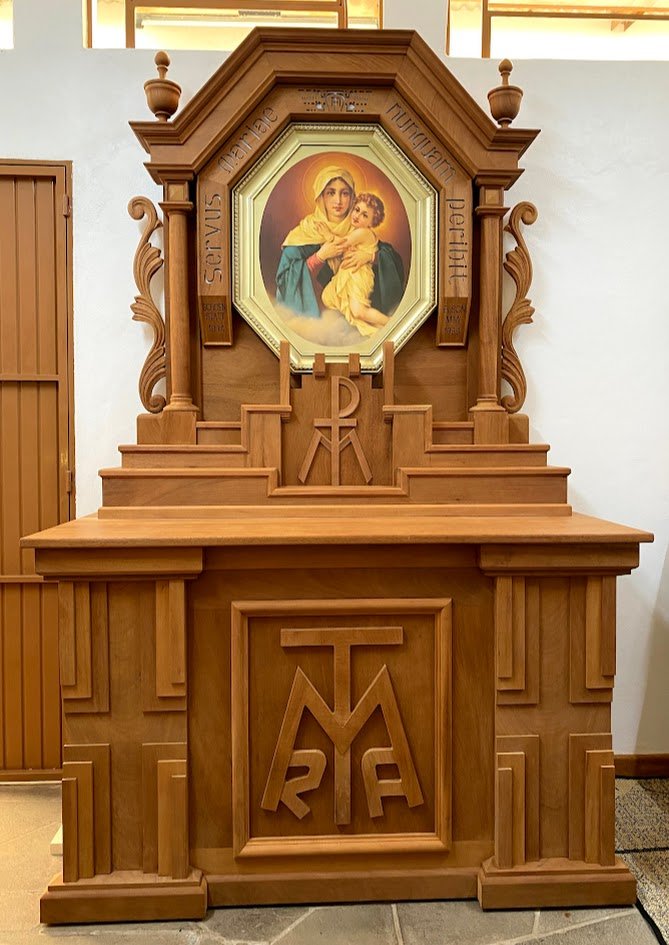 Altar Paroquial Sem Acabamento